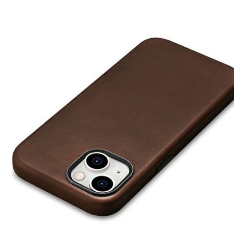 Кожаный чехол iCarer Leather Oil Wax (MagSafe) для iPhone 15 Plus - темно-коричневый