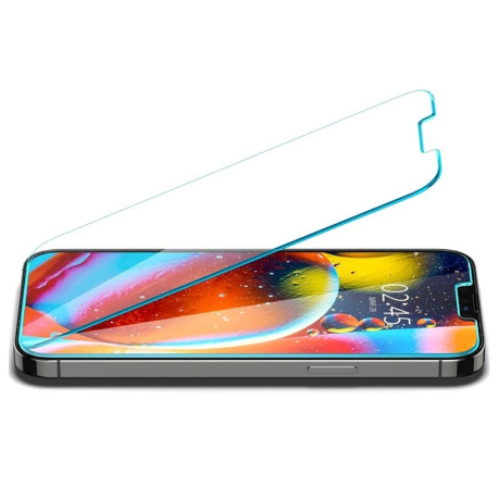 Защитное каленое стекло Spigen Glass TR Slim для iPhone 13 Pro Max