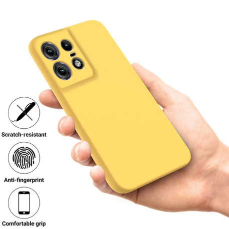 Силіконовий чохол Solid Color Liquid Silicone Motorola Edge 50 Pro - жовтий