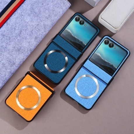 Противоударный чехол Three-stage Folding Magsafe Cloth Texture на Motorola Razr 50 - серый
