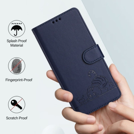 Чехол-книжка Cat Embossing Pattern на Infinix Smart 8 - синий
