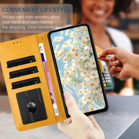 Чехол-книжка Daisy Embossed Leather для Samsung Galaxy M06 5G - жовтий
