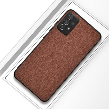 Противоударный чехол Cloth Texture для Samsung Galaxy A13 4G - коричневый