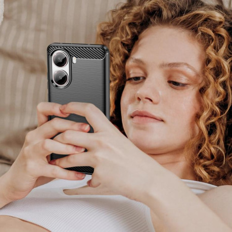 Противоударный чехол Brushed Texture Carbon Fiber на Xiaomi Poco X7 Pro - черный