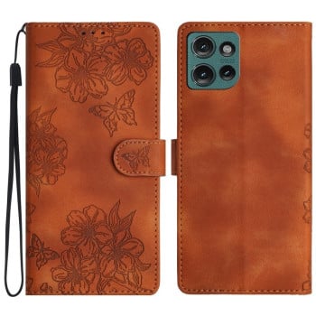 Чехол-книжка Cherry Blossom Butterfly Skin Feel Embossed на Motorola Edge 50 5G - коричневый