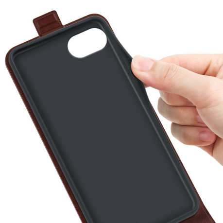 Чехол R64 Texture Single Vertical Flip Leather для iPhone 16e - коричневый