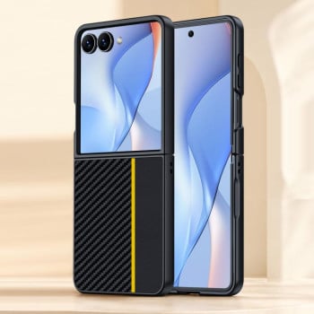 Противоударный чехол Carbon Fiber Texture Printing на Samsung Galaxy Flip8 5G — чёрный/жёлтый