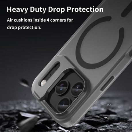 Противоударный чехол MagSafe Frosted Translucent TPU + PC для iPhone 17 Pro - черный