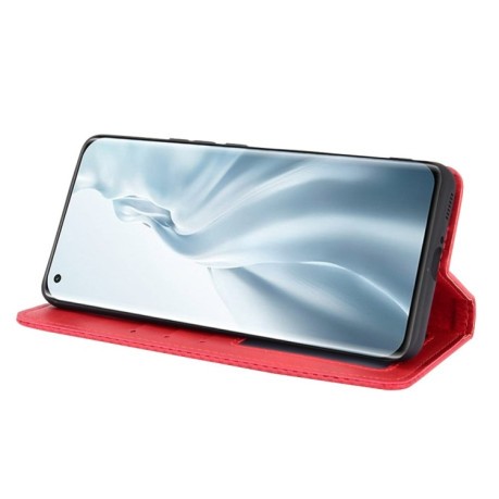 Чехол-книжка Magnetic Buckle Retro на Xiaomi Mi 11 - красный