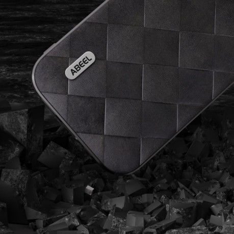 Противоударный чехол Weave Plaid для iPhone 15 Pro Max - черный
