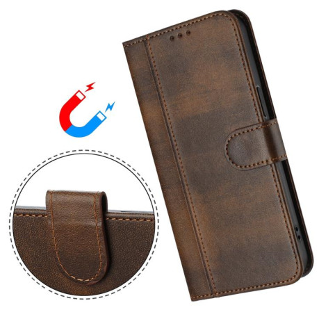 Противоударный чехол Racing Line Splicing Buckle Retro Leather для Realme GT 7 Pro - коричневый
