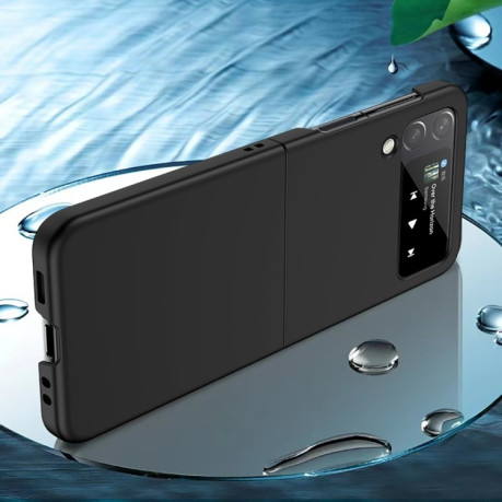 Противоударный чехол Big Hole Fuel Injection для Samsung Galaxy Flip4 - черный
