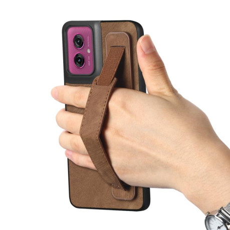 Противоударный чехол Retro Wristband Holder Leather Back для Motorola Moto G55 - коричневый