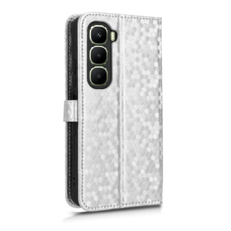 Чохол-книжка з фактурою Honeycomb Dot та магнітним хлястиком на Infinix Hot 60i 4G / Hot 60 5G - сріблястий