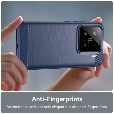 Противоударный чехол Brushed Texture Carbon Fiber на Xiaomi 15 - синий