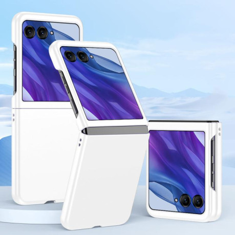 Противоударный чехол Fuel Injection PC Skin Feel для Motorola Razr 60 Ultra - белый