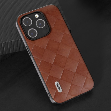 Противоударный чехол Weave Plaid для iPhone 15 Pro Max - коричневый