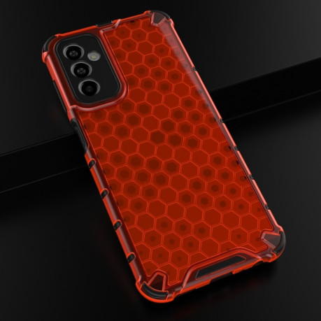 Противоударный чехол Honeycomb на Samsung Galaxy M13 - красный
