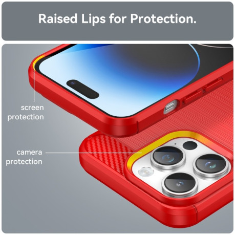Противоударный чехол Brushed Texture Carbon Fiber на iPhone 15 Pro Max - красный