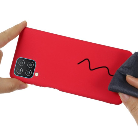 Силиконовый чехол Solid Color Liquid Silicone на Samsung Galaxy A12/M12 - красный