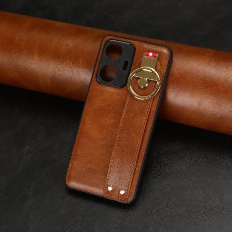 Противоударный чехол Wristband Leather Back для Realme C55 - коричневый