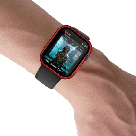 Противоударная накладка с защитным стеклом Electroplating Matte для Apple Watch Series 8 / 7 45mm - красная