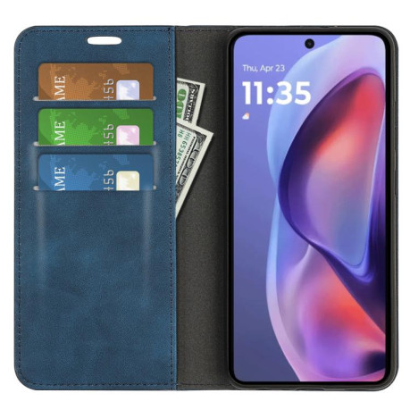 Чехол-книжка Retro Skin Feel Business Magnetic на Motorola Moto E15 - синий