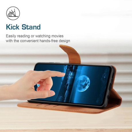 Чехол-книжка Stitching Embossed Leather для Motorola Edge 60 - коричневый