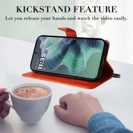 Чохол-книжка з тисненням &quot;метелика&quot; та магнітним хлястиком на Motorola Moto G35 - помаранчевий