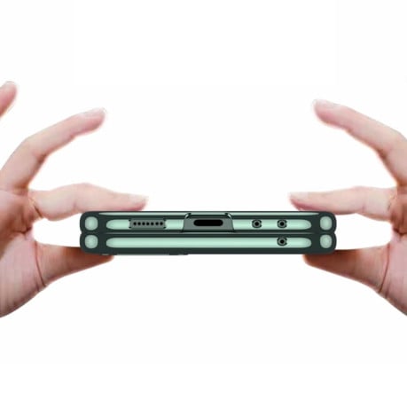Противоударный чехол GKK Electroplating Full Coverage для Samsung Galaxy  Flip 6 - зеленый