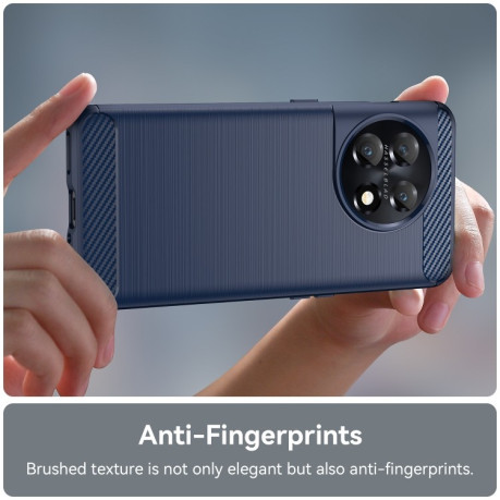 Противоударный чехол Brushed Texture Carbon Fiber на OnePlus 11 - синий