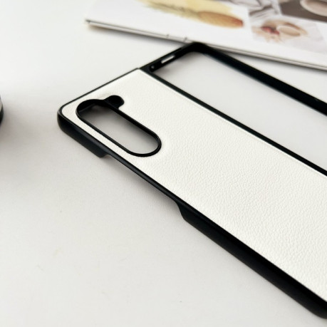 Противоударный чехол Litchi Texture для Samsung Galaxy Fold 5 - коричневый