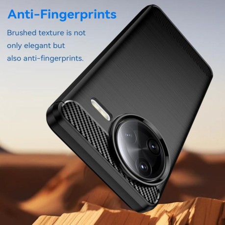 Противоударный чехол Brushed Texture Carbon Fiber на Xiaomi Poco F7 Ultra - черный