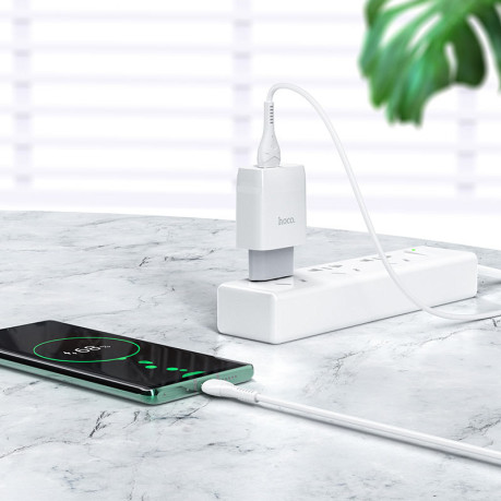 Зарядка Hoco C72Q Glorious QC3.0 18W (1USB-A) + кабель USB - Type-C - белая