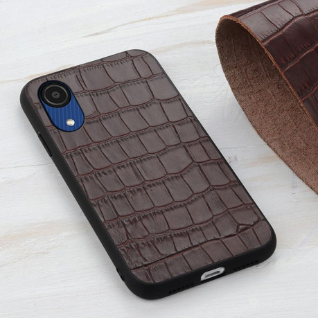 Противоударный чехол Crocodile Texture для Samsung Galaxy A03 Core - коричневый