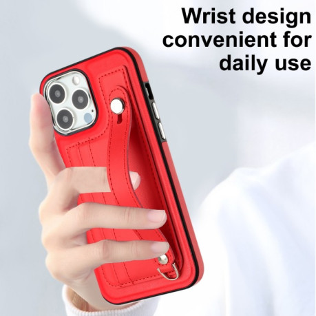 Противоударный чехол Wrist Strap Holder на iPhone 15 Pro - красный