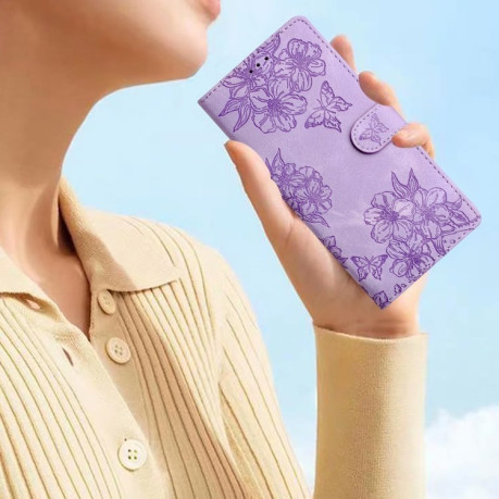 Чехол-книжка Cherry Blossom Butterfly Skin Feel Embossed на Motorola Edge 50 5G - фиолетовый