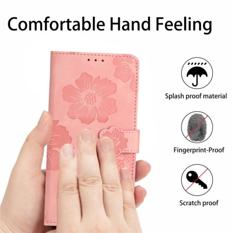 Чехол-книжка Flower Embossing Pattern для Motorola Edge 50 5G - розовый
