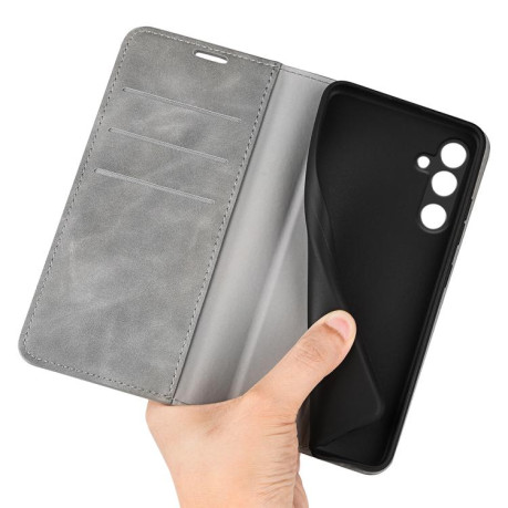 Чехол-книжка Retro Skin Feel Business Magnetic на Samsung Galaxy M16 / F16 - серый