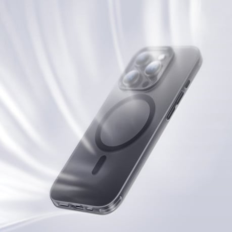 Противоударный чехол Benks Magsafe Magnetic для iPhone 15 Pro - белый