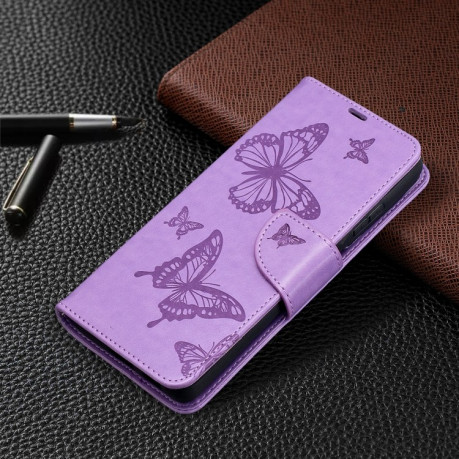 Чехол-книжка Butterflies Pattern на Samsung Galaxy S21 Ultra - фиолетовый