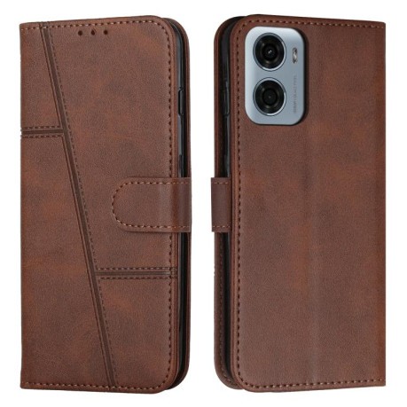 Чехол-книжка Stitching Calf Texture для Motorola Moto G05 - коричневый
