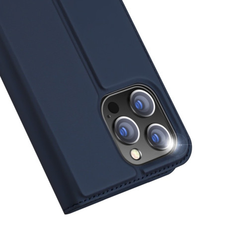 Чехол-книжка DUX DUCIS Skin Pro Series на iPhone 15 Pro - синий