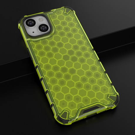 Противоударный чехол Honeycomb with Neck Lanyard для iPhone 15 - зеленый