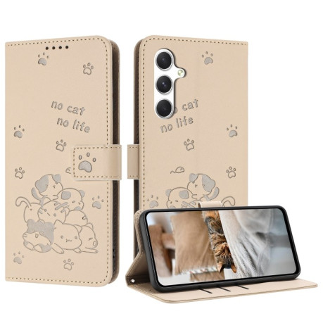 Чехол-книжка Embossed Kitten Phone Leather для Samsung Galaxy A56 5G - бежевый