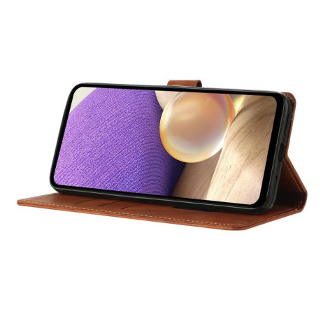Чехол-книжка Triangles Embossed Leather для Motorola Edge 60 - коричневый