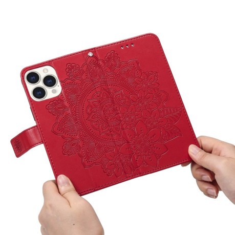 Чехол-книжка Flowers Embossing Pattern для iPhone 13 Pro Max - красный