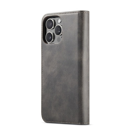 Чохол-книжка DGMING Crazy Horse Texture для iPhone 16 Pro - сірий
