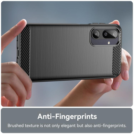 Противоударный чехол Brushed Texture Carbon Fiber на Samsung Galaxy M16 5G - черный