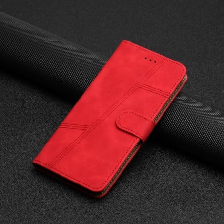 Чехол-книжка Stitching Skin Feel для iPhone 16 Plus - красный